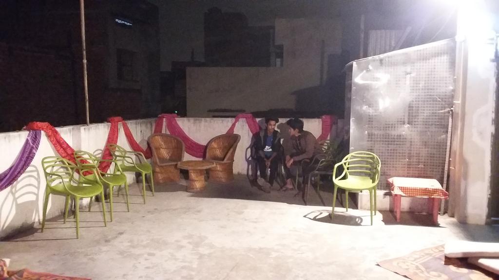 Lotus Paying Guesthouse Varanasi Ngoại thất bức ảnh