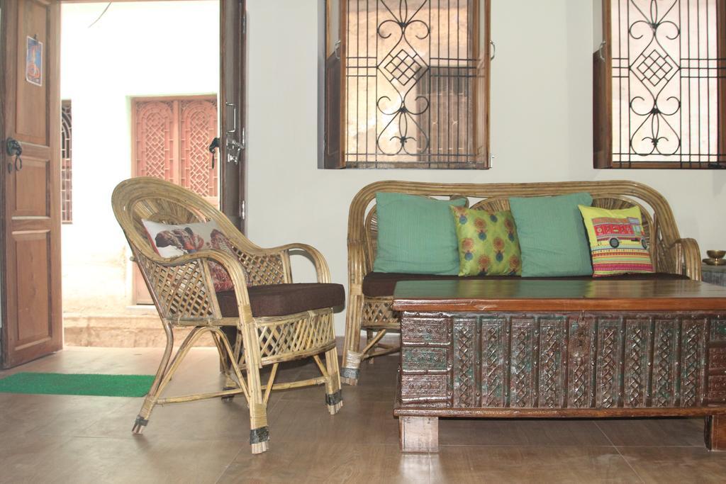 Lotus Paying Guesthouse Varanasi Ngoại thất bức ảnh