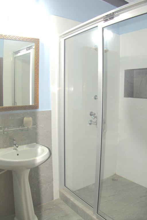 Lotus Paying Guesthouse Varanasi Phòng bức ảnh